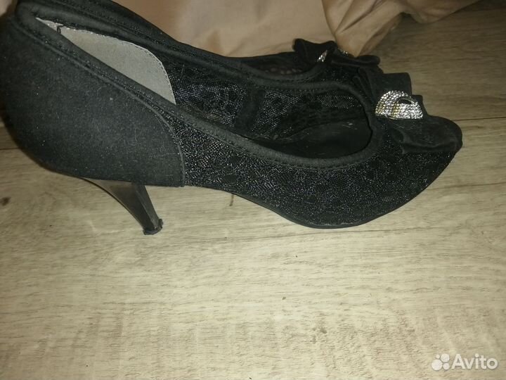 Туфли женские 38 размер черные италия