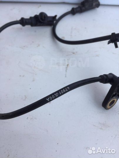 Датчик абс ABS задний на Infiniti Ex Qx50