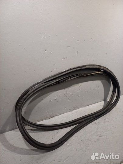 Уплотнительная резинка Chevrolet Cruze хэтчбек