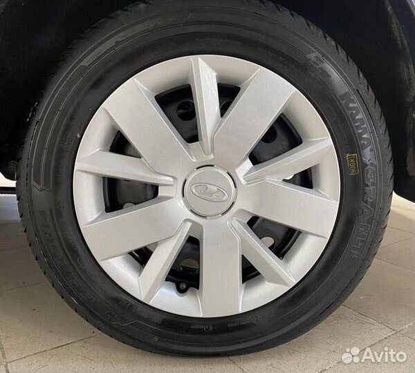 LADA Granta 1.6 МТ, 2022, 575 км