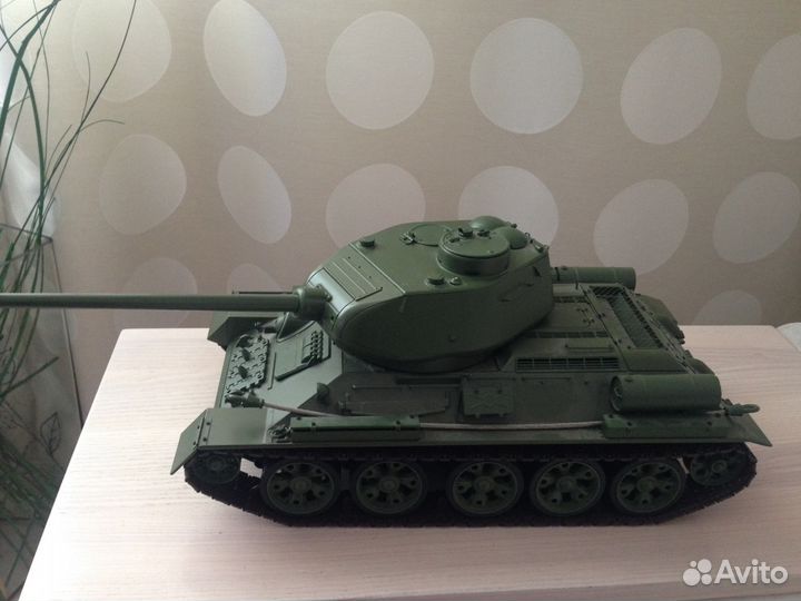 Продам легендарный советский танк Т 34-85