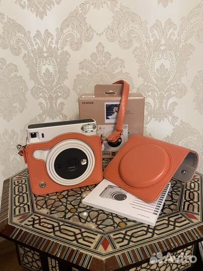 Fujifilm instax square SQ1 + чехол (2 цвета)