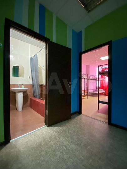 Комната 30 м² в > 9-к., 5/5 эт.