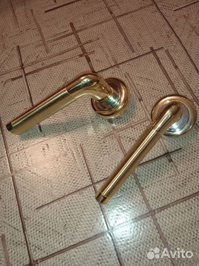 Дверные ручки межкомнатные