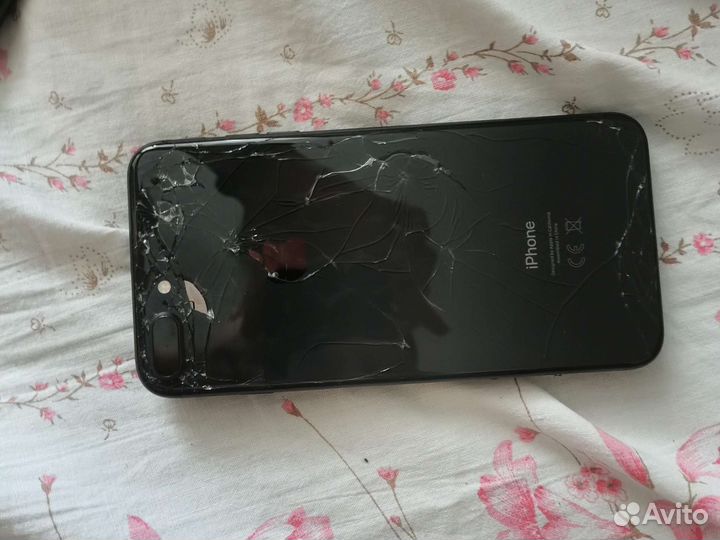 Мастер по ремонту мобильных телефонов