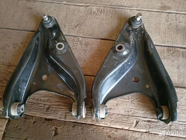 Передний рычаг логан, ларгус, б/у