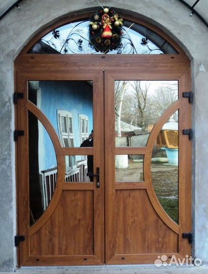 Входная группа. Пластиковые двери