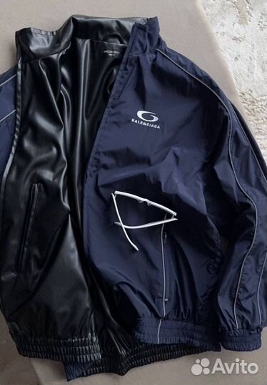 Бомбер balenciaga