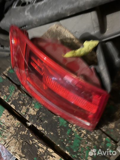 Фонарь задний левый Audi A4 B8