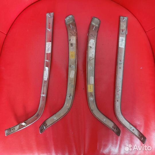 Мерседес 215, 220 лонг накладка обшивки двери