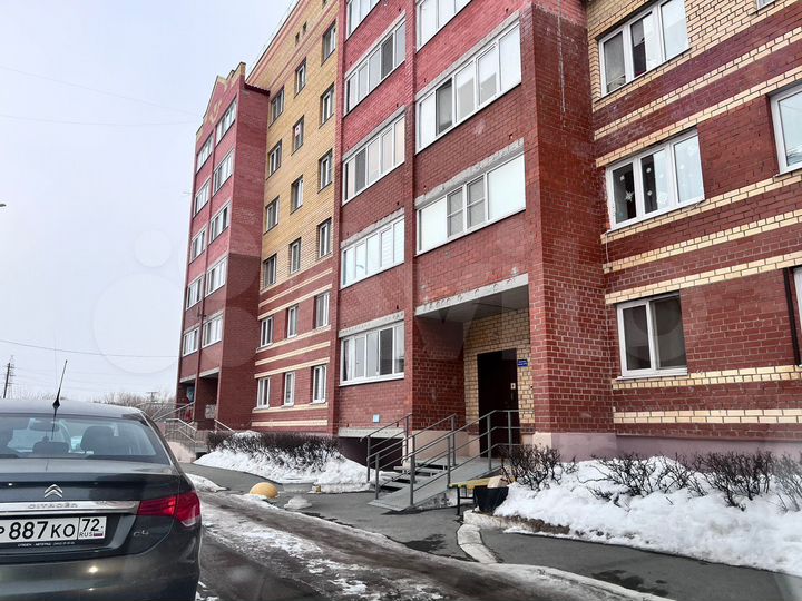 2-к. квартира, 50 м², 1/6 эт.