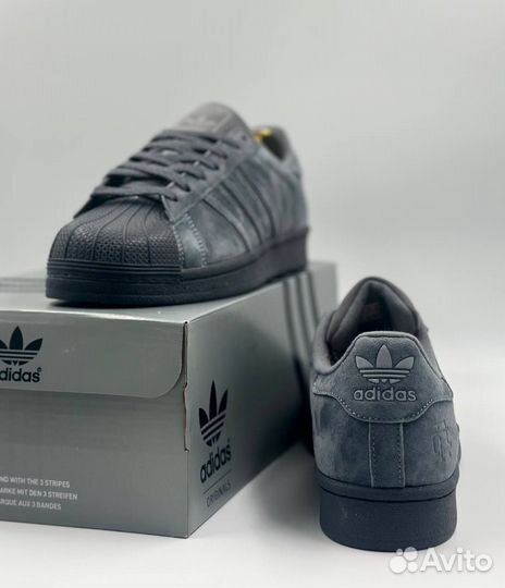 Кроссовки Adidas Superstar