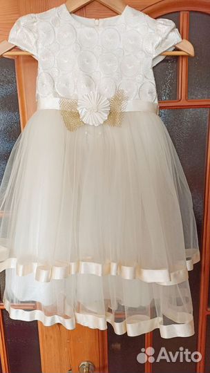 Детское нарядное платье 122
