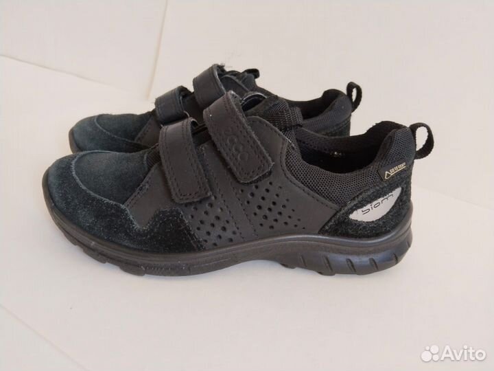 Кроссовки на мальчика