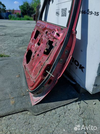 Задняя левая дверь rover 827 (ровер 827)