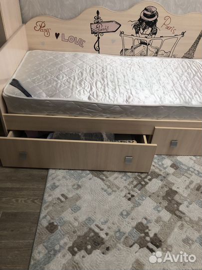 Продам кровать