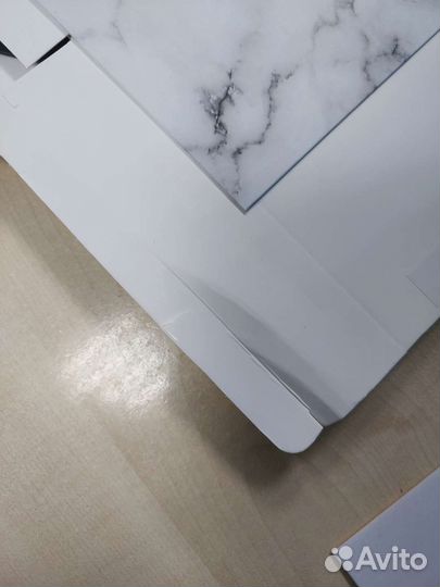 Муляж книг с незначительными повреждениями