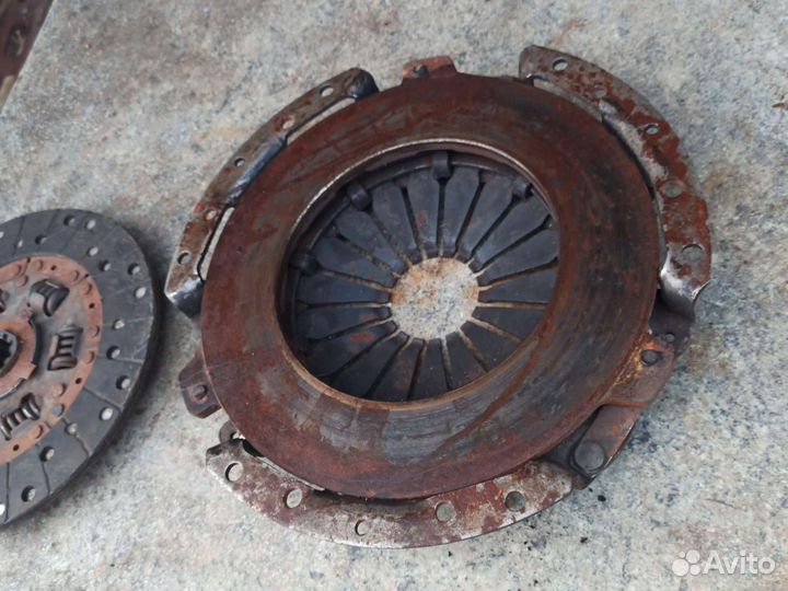 Корзина с диском сцепления Газ УАЗ на 402 мотор