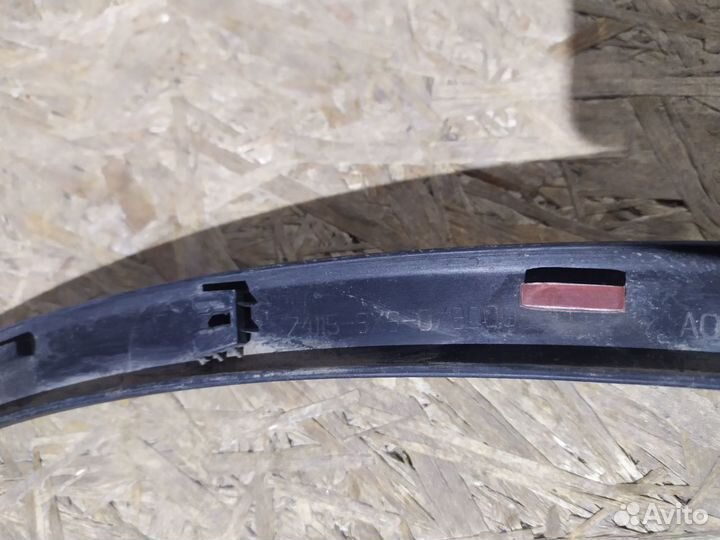 Расширитель переднего крыла правый Honda CR-V