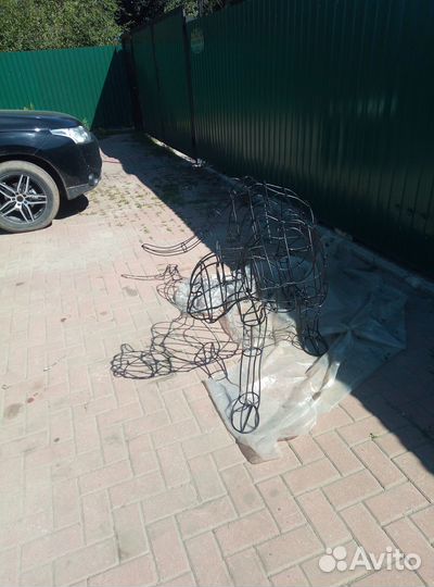 Садовые уличные фигуры. Пантера из метала