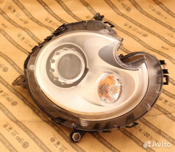 Фара правая mini cooper R55 R56 06-13 BI-xenon