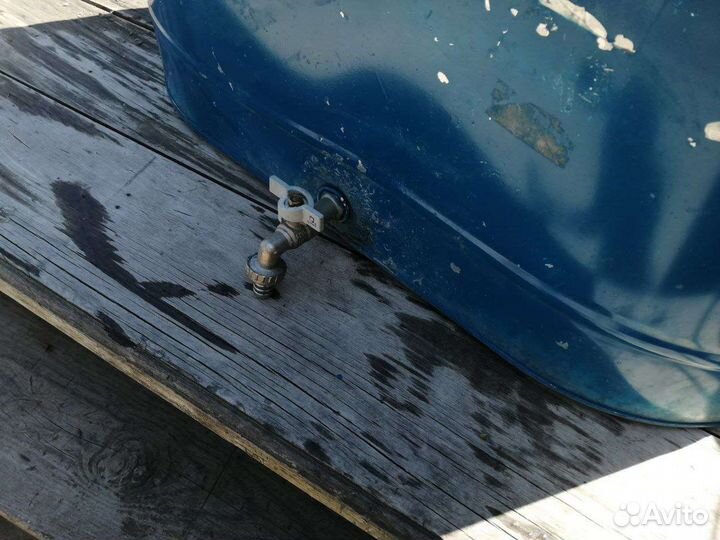 Бак оцинкованный с краном 75л