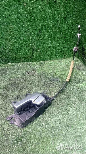 Ручка двери задней внутренняя левая Ford Focus