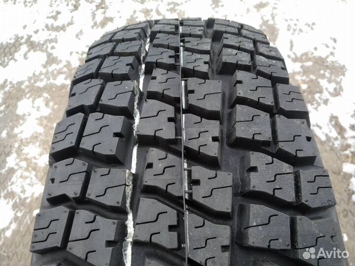 КАМА И-520 235/75 R15 105Q