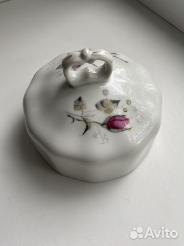 Посуда.Сервиз Каролина. Крышки масленки и чайника