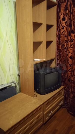 Комната 13 м² в 8-к., 1/5 эт.