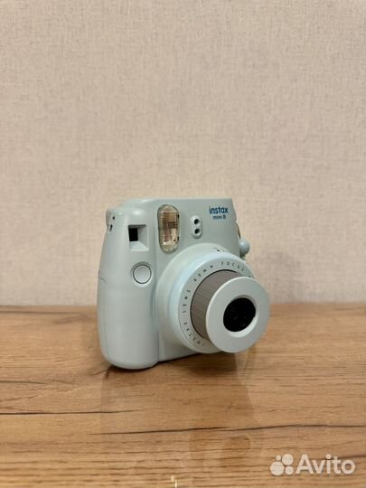 Фотоаппат пленочный Instax mini 8