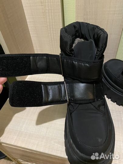 Зимние ботинки-дутики женские