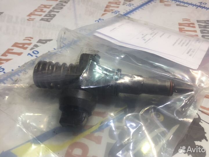 Шкода Румстер Форсунка топливная