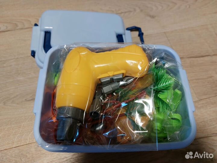 Конструктор с шуруповертом динозавры новый