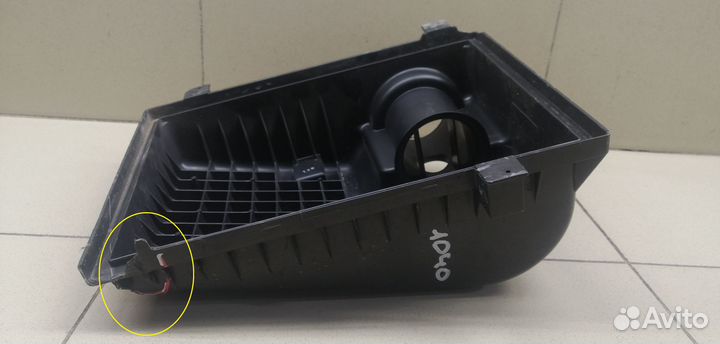 Корпус воздушного фильтра Hi Lux 2015