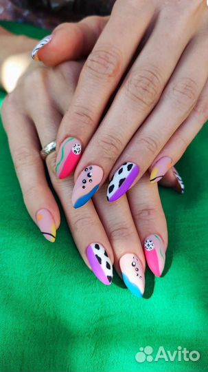 Маникюр и педикюр
