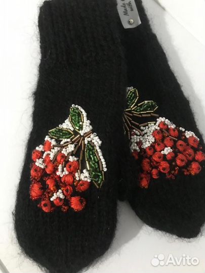 Варежки женские