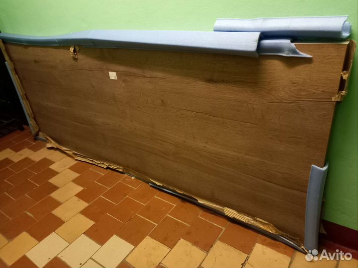 Столешница для кухни новая