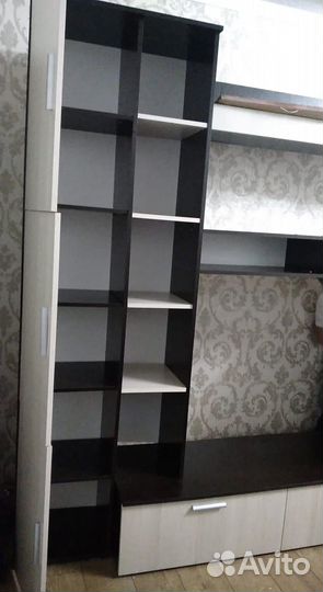 Шкаф стенка