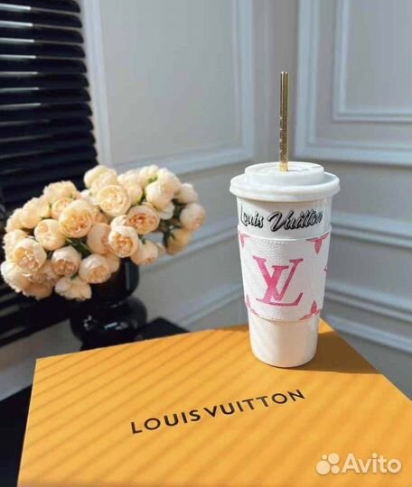 Фарфоровый стакан для кофе Louis Vuitton