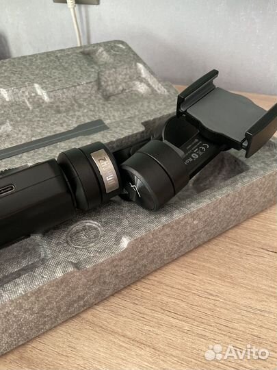 Zhiyun Smooth 4 стабилизатор для смартфона