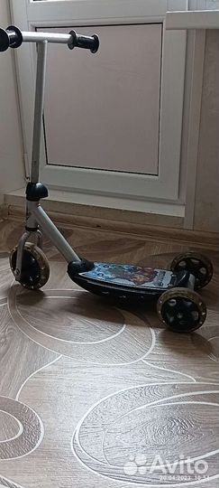 Самокат детский трёхколёсный