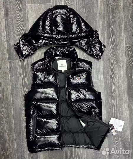 Жилетка moncler глянцевая