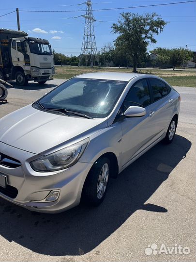 Hyundai Solaris 1.4 AT, 2013, 137 000 км