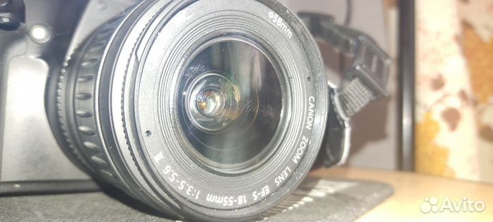 Зеркальный фотоаппарат canon eos1000D (EF-S 18-55)