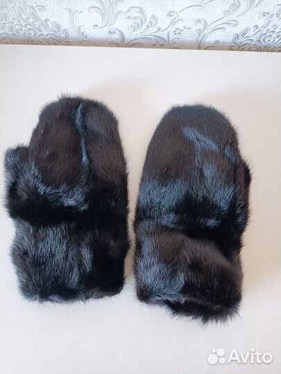 Норковые варежки Новые черные