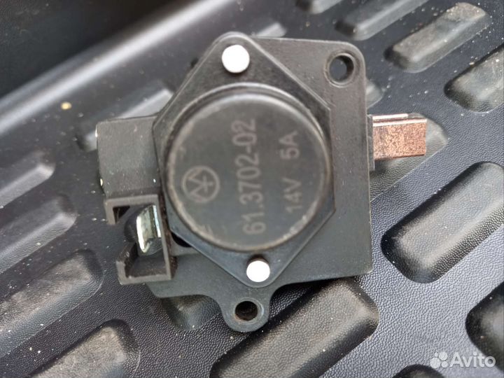 Щетки генератора ваз