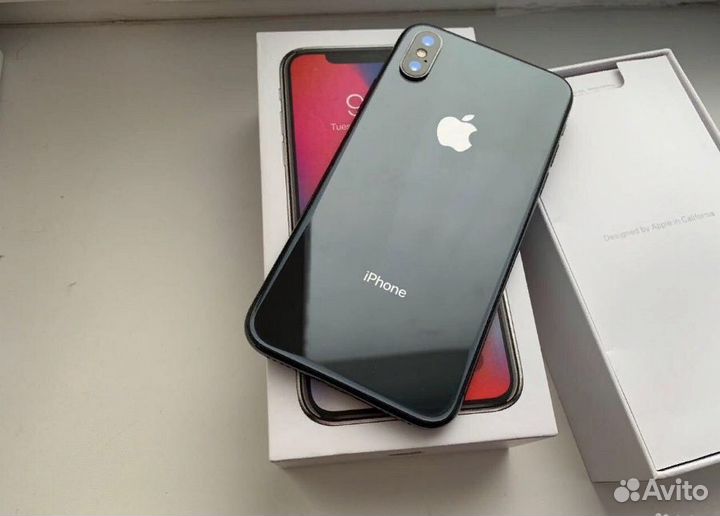 iPhone X, 256 ГБ