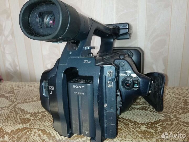 Видеокамера Sony 2200