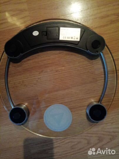 Весы напольные электронные Polaris